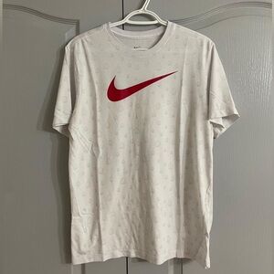 Nike t-shirt